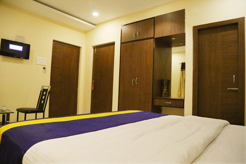 Oyo 460 Hotel Ivory Residency Calcuta Exterior foto